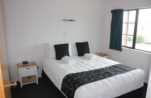 Hawera Hotel | Kiwi Court Motel