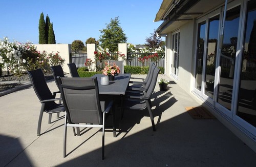Cambridge Bed & Breakfast | Grasslands Bed & Breakfast