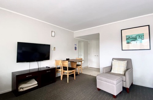 Takapuna Hotel | Anzac Court Motel