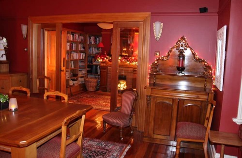 Invercargill Bed & Breakfast | Villa Rouge B&B