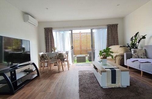 Auckland House | Alice House