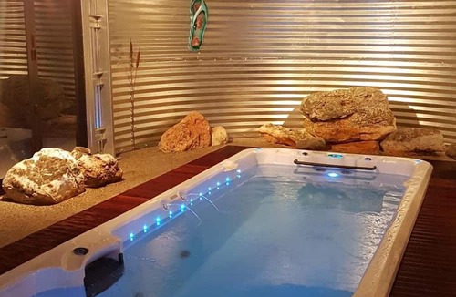 Lowburn Bed & Breakfast | River Rock Estate