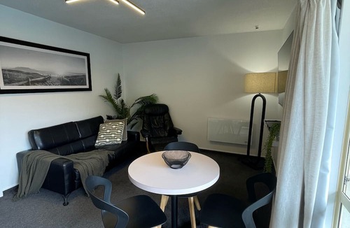 Tahunanui Hotel | Apex Motorlodge - Adults Only