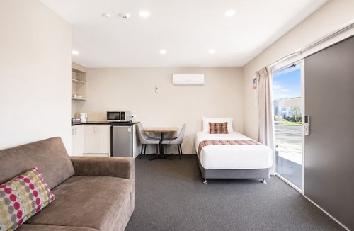 Greenlane - Ellerslie Hotel | Ellerslie Palms Motel