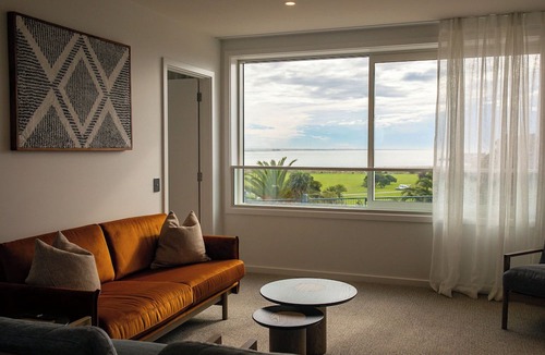 Timaru Central Hotel | The Sea Breeze