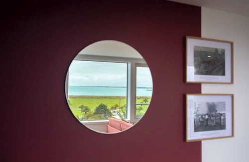 Timaru Central Hotel | The Sea Breeze