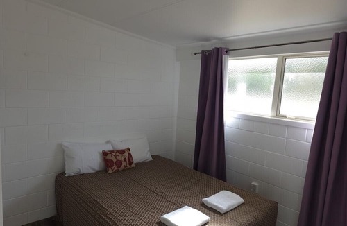 Stratford Hotel | Golden Aura Suites