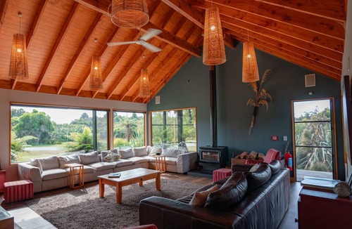 Fiordland National Park Cabin | Waitai Lodge - Fiordland Escape
