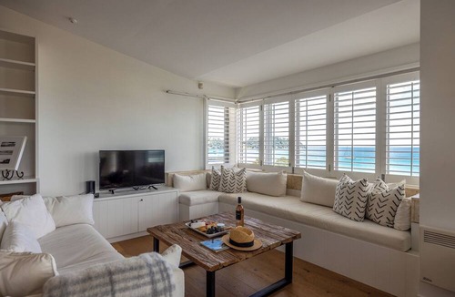 Onetangi Apartment | The Residence on the Beach at The Sands