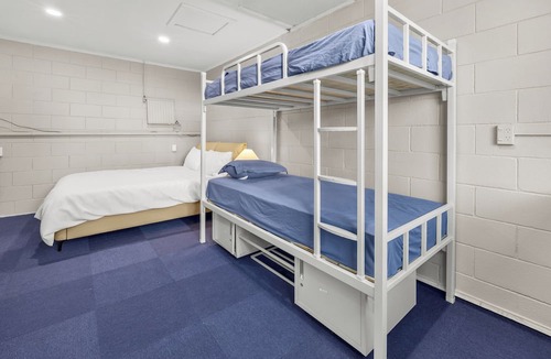 Rotorua Hostel | Flying Pig Backpackers Rotorua