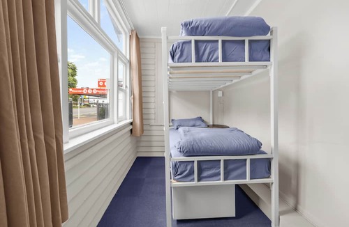 Rotorua Hostel | Flying Pig Backpackers Rotorua