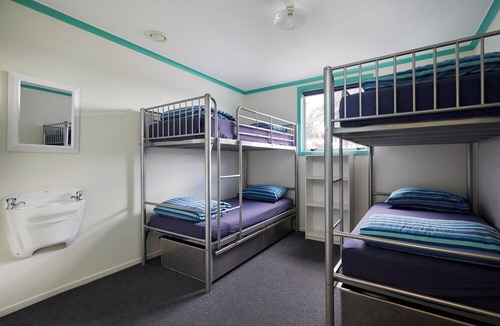 Mount Maunganui Hostel | Pacific Coast Lodge and Backpackers