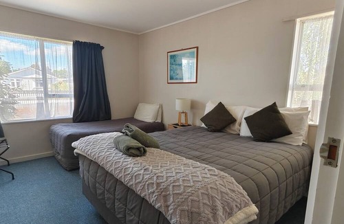 Solway Hotel | Chanel Court Motel