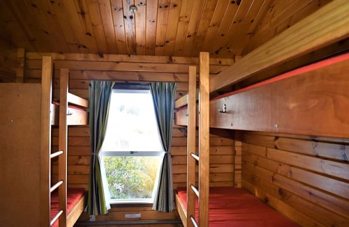 Castle Hill Hostel | Forest Lodge