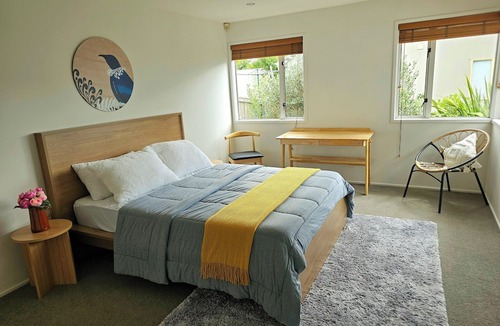 Three Kings House | LILYPAD 4-bedroom Urban Retreat Auckland