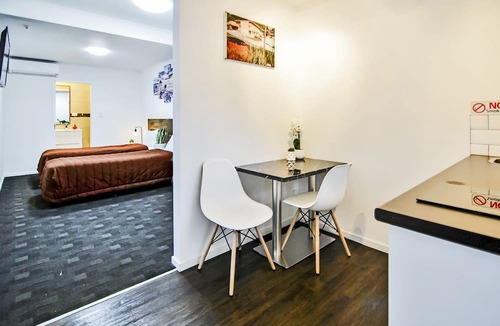 Newlands Hotel | Newlands Court Motel