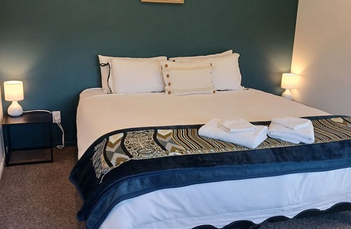 Lowburn Villa | Suncrest Villas