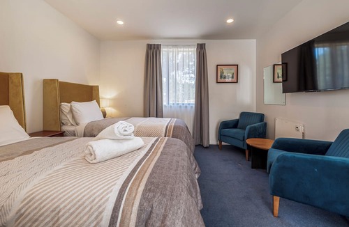 Christchurch Cabin | Harewood Lodge