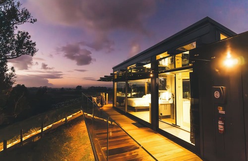 Helensville Cabin | Rewarewa PurePod