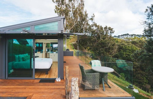 Helensville Cabin | Rewarewa PurePod