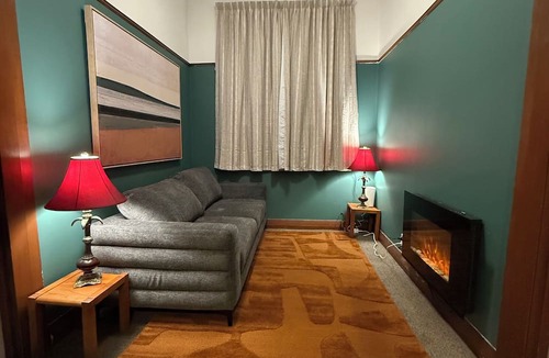 Dunedin City Centre Hostel | Manor on the Park Backpackers