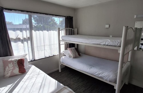 Havelock North Hotel | cherry grove motel