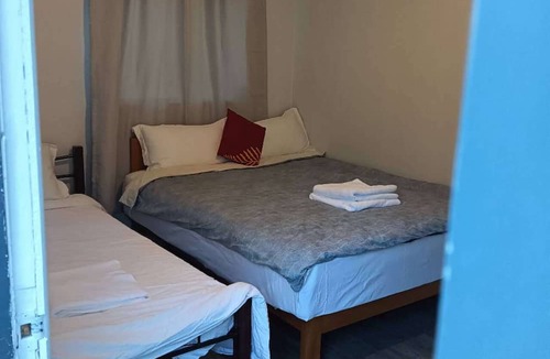 Kawaha Point Ski Chalet | 1 Bedroom garden chalet 7B