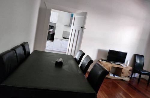 Epsom House | 5 Bedroom House 7 Rangiatea Road