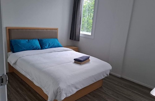 Auckland Apartment | 2 Double 5 Single 2 Sofa Beds Suite 1