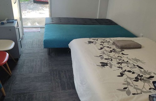 Epsom Apartment | 1 Double and 1 sofa bed Studio