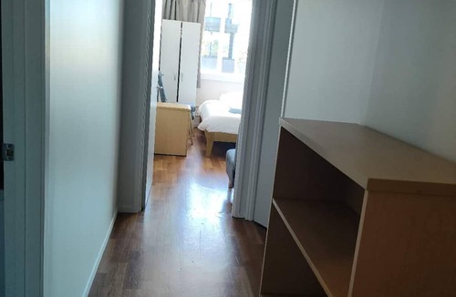 Auckland Apartment | 1 Double 2 single 2 Sofa Beds Suite 4