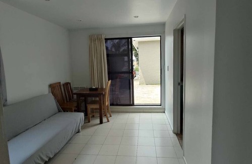 Mount Albert Ski Chalet | 4 double and 2 Sofa Beds in 2 Bedroom