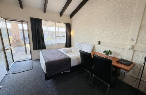 Whakatane Hotel | Cortez Motel