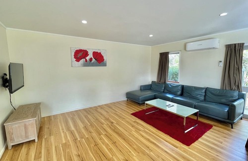 Cooks Beach Apartment | Cooks Beach Resort