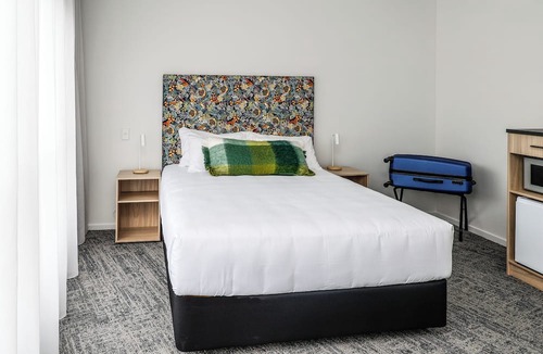 Wellington Hotel | Airport Stays