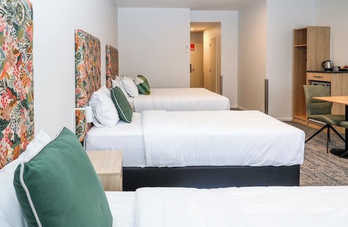 Wellington Hotel | Airport Stays