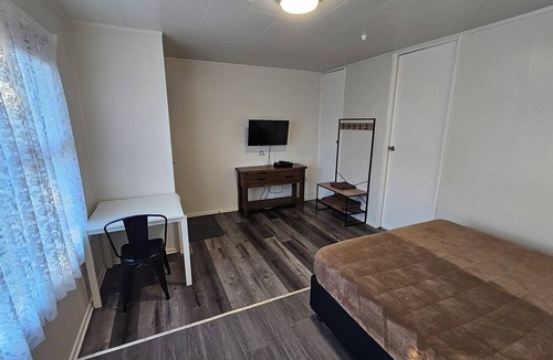 Penrose Hotel | Rockfield Motel