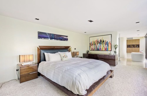 Ngaio Bay Cabin | Exclusive Jacuzzi Suite - Ocean Views