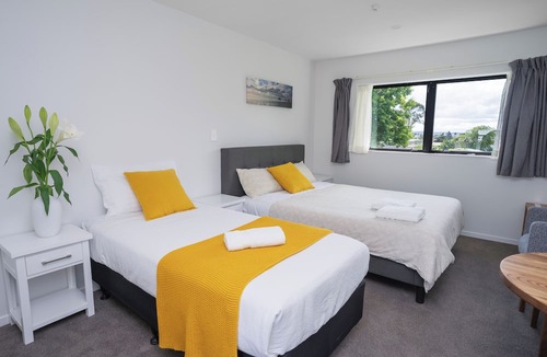 Auckland Hotel | Yates Park Motel