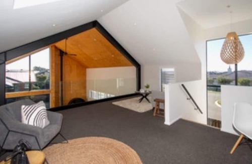 Springston House | Executive home in Rolleston w Pool