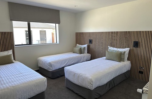 Twizel Hotel | The Lakes Motel Twizel