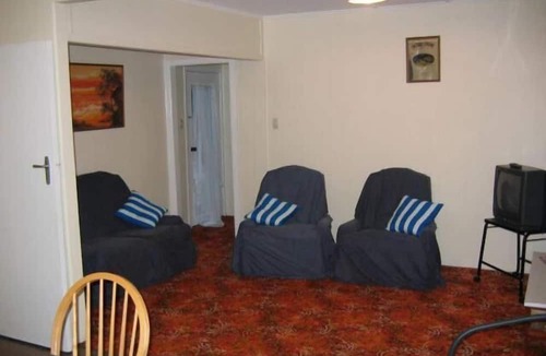 Hangatiki Hotel | Glowworm Motel