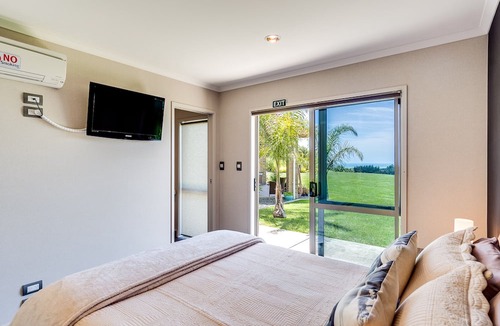 Eskdale Bed & Breakfast | Napier Bed & Breakfast Tequila Sunrise