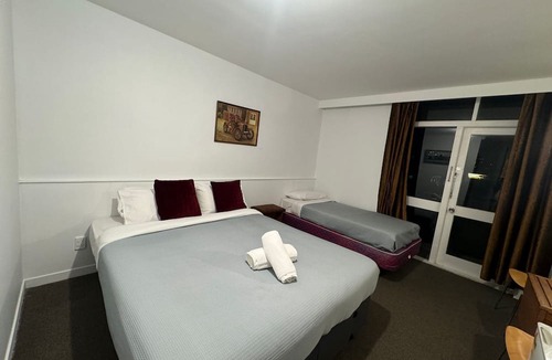 Whanganui Hotel | The Grand Hotel