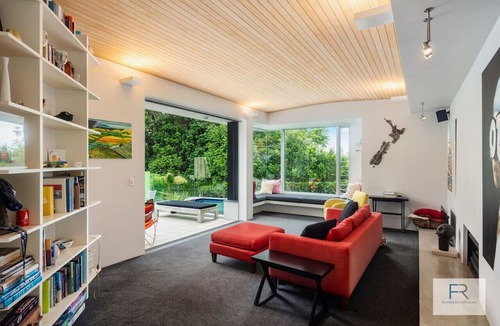 Westmere House | Westmere Poolside Escape