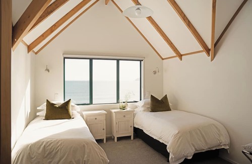 Coopers Beach Hotel | Sunlit Bay Villas