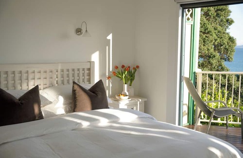 Coopers Beach Hotel | Sunlit Bay Villas
