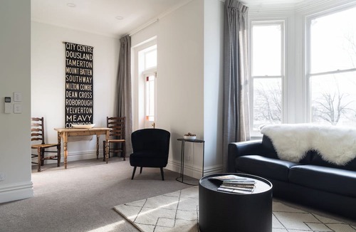 Dunedin City Centre Apartment | Star Struck on Stuart Street