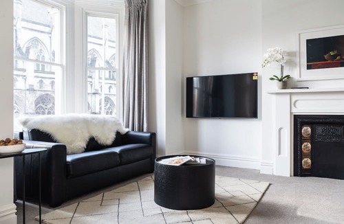 Dunedin City Centre Apartment | Star Struck on Stuart Street