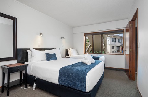 Tauranga Hotel | Summit Motor Lodge